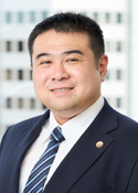 弁護士 上野 一成